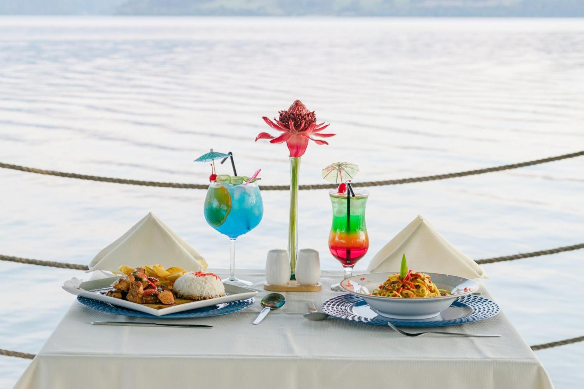 Laguna Azul Hotel & Suites Sauce Extérieur photo