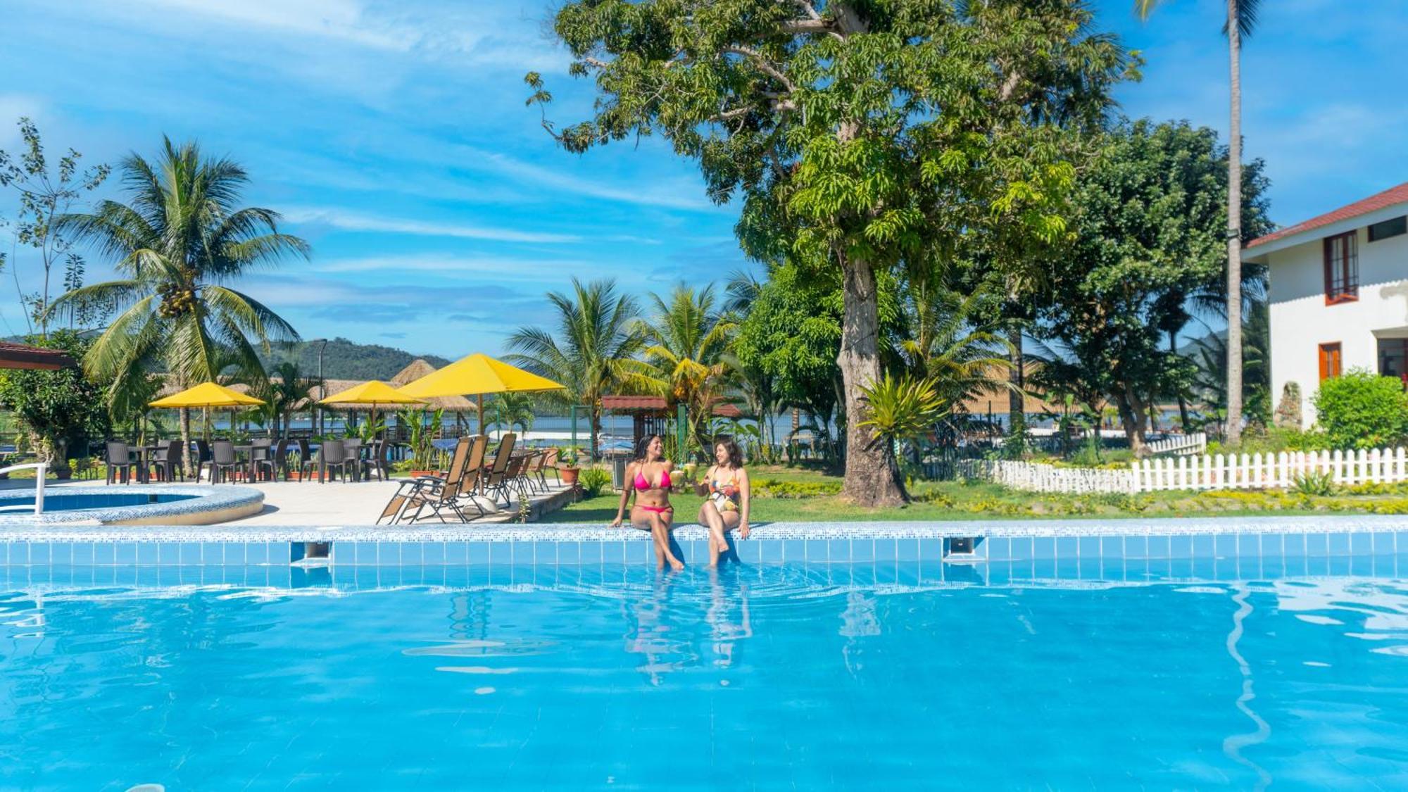 Laguna Azul Hotel & Suites Sauce Extérieur photo