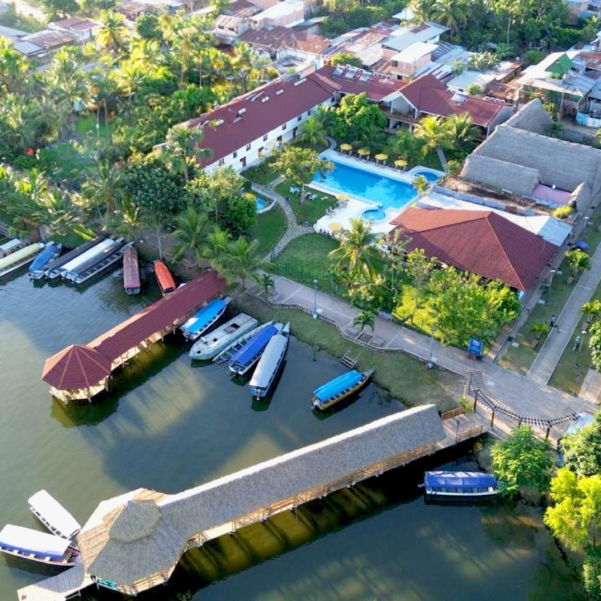 Laguna Azul Hotel & Suites Sauce Extérieur photo